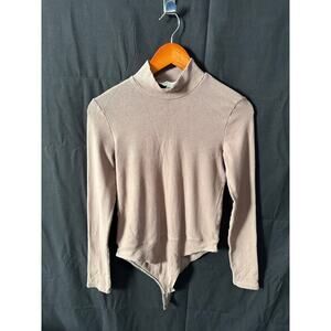She + Sky Long Sleeve Turtleneck Bodysuit Size L In Taupe